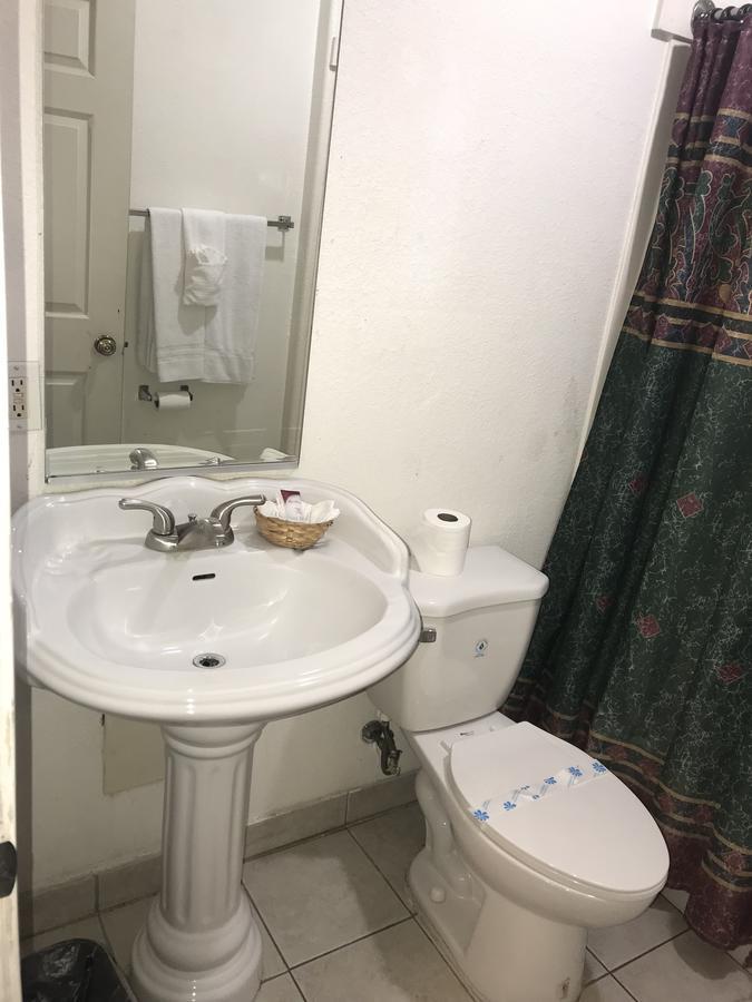 Deluxe Inn Motel Indio Dış mekan fotoğraf
